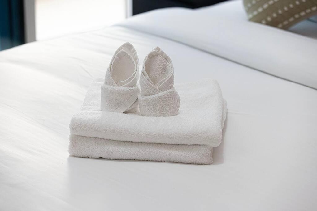 Apartment Stylish 1bedroom In Marina With Metro Access Dubai